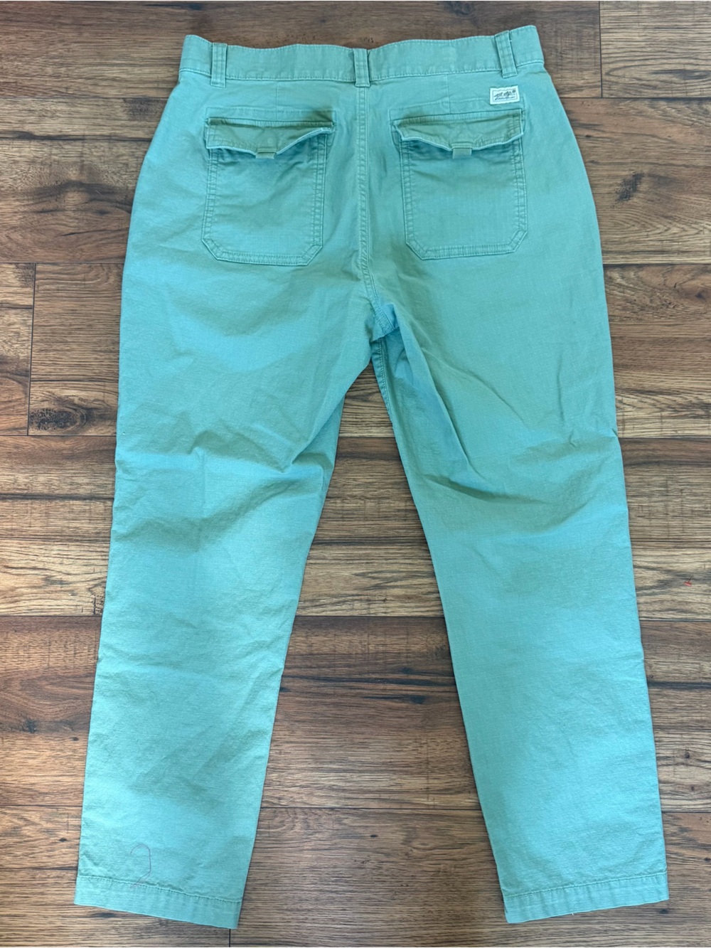 Eddie Bauer Womens Green Chinos Straight Leg Pants 10 Tall EUC Hiking Outdoor - Picture 6 of 8